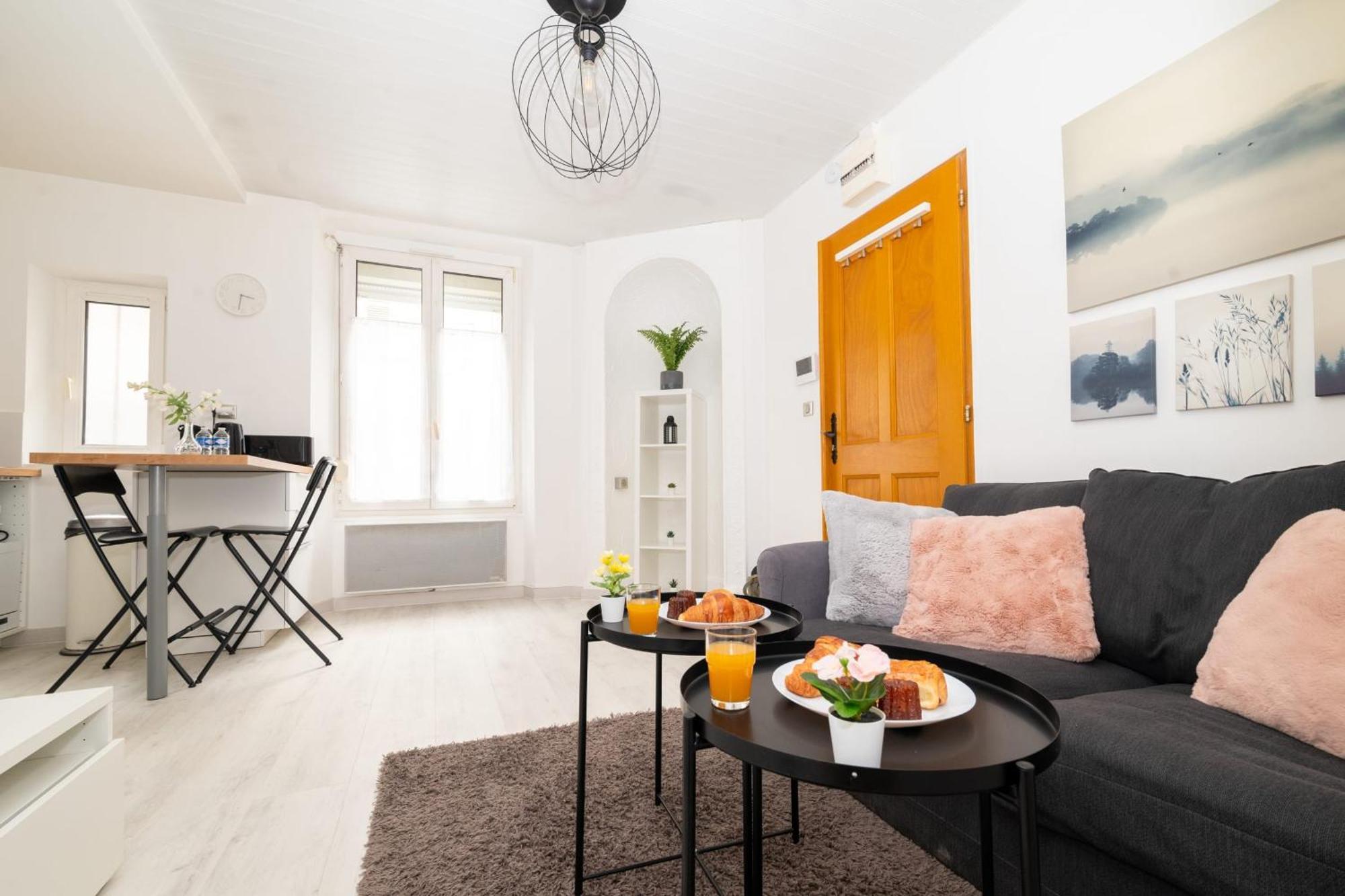 Magnifique Appart Centre Ville Gare Renove 2 Pers Chalons-en-Champagne Exterior photo