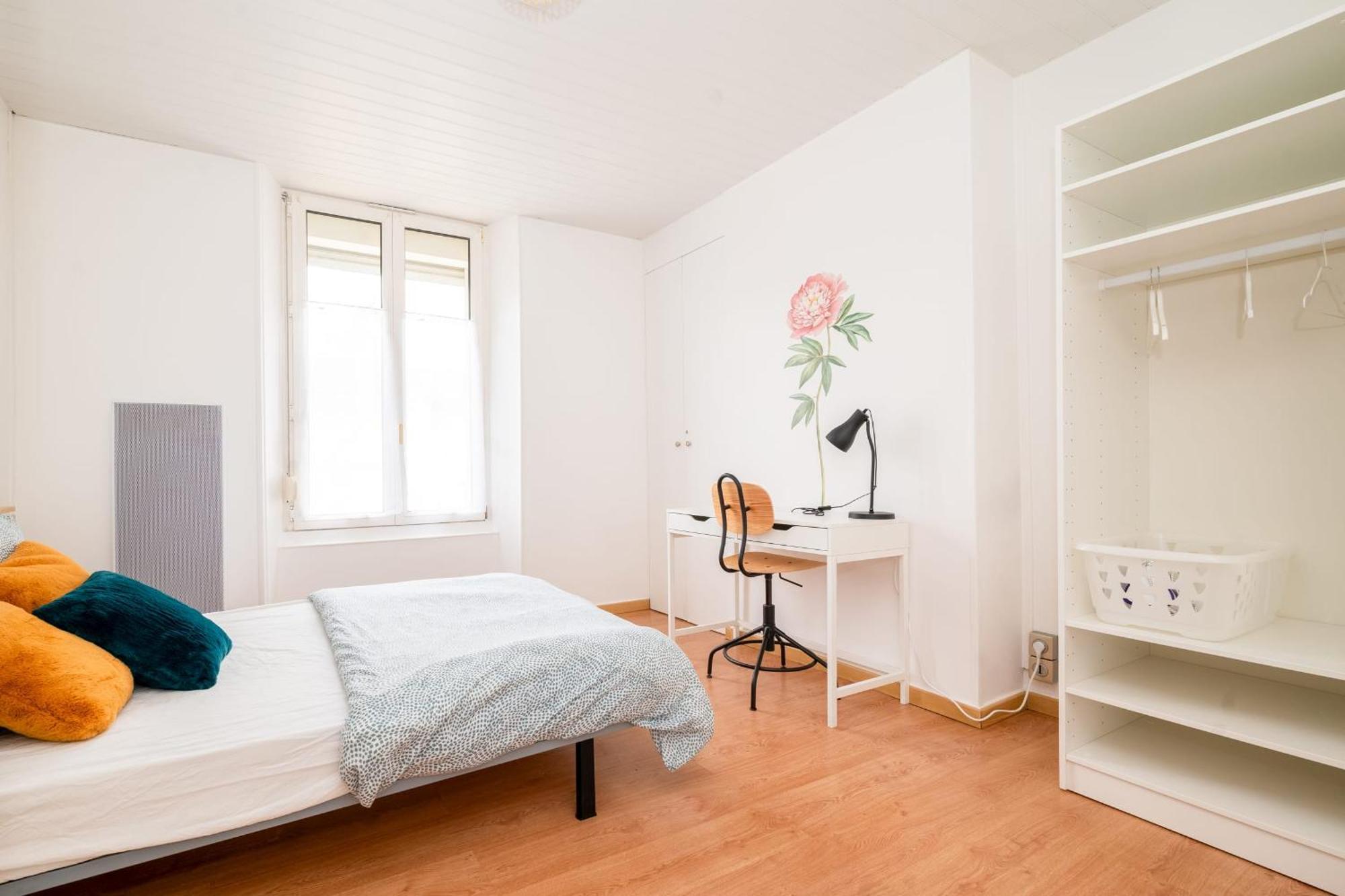 Magnifique Appart Centre Ville Gare Renove 2 Pers Chalons-en-Champagne Exterior photo
