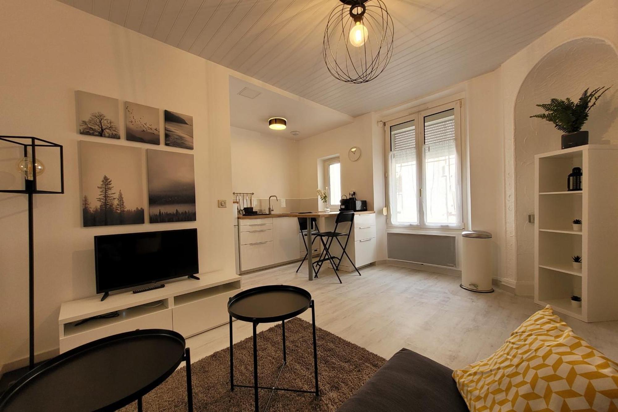 Magnifique Appart Centre Ville Gare Renove 2 Pers Chalons-en-Champagne Exterior photo